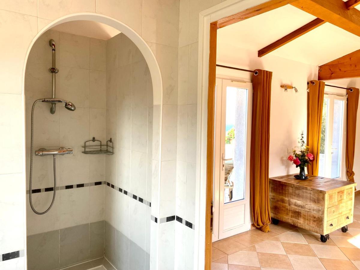 Domaine Punta Della Guardia Villa Vue Mer Dans Nature Protegee, Plage A 1,5 Km セルヴィオーヌ エクステリア 写真
